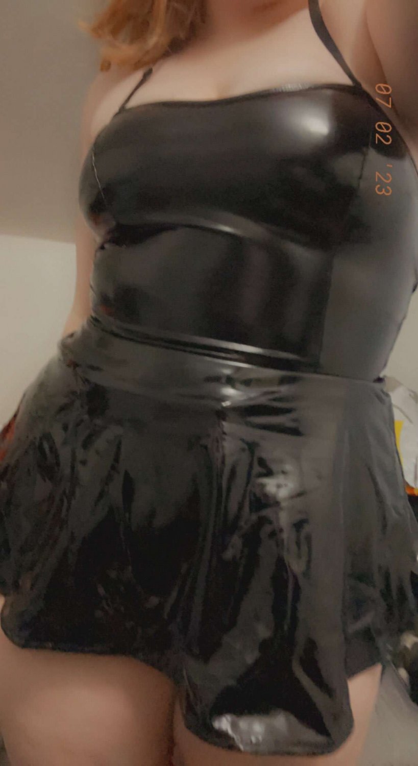 Girlfriend shows her breedable body*~ #UTYu4HM9