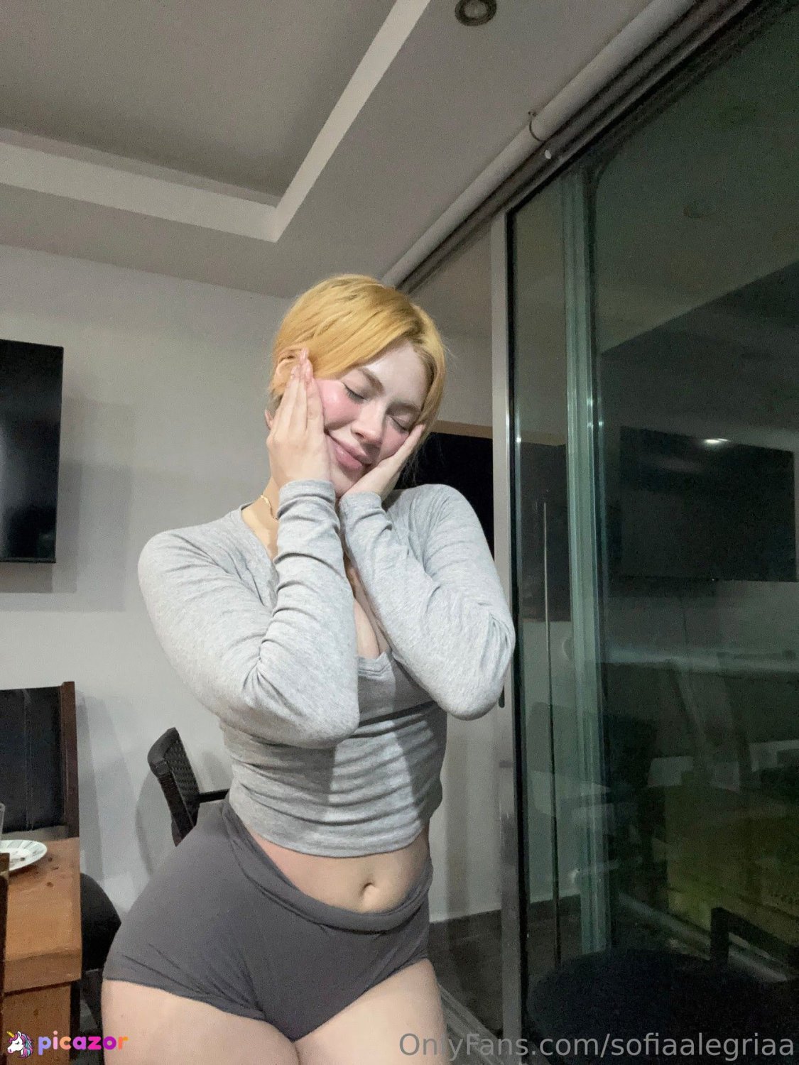 sofia alegria🍓🩷 #rrP4b2XV