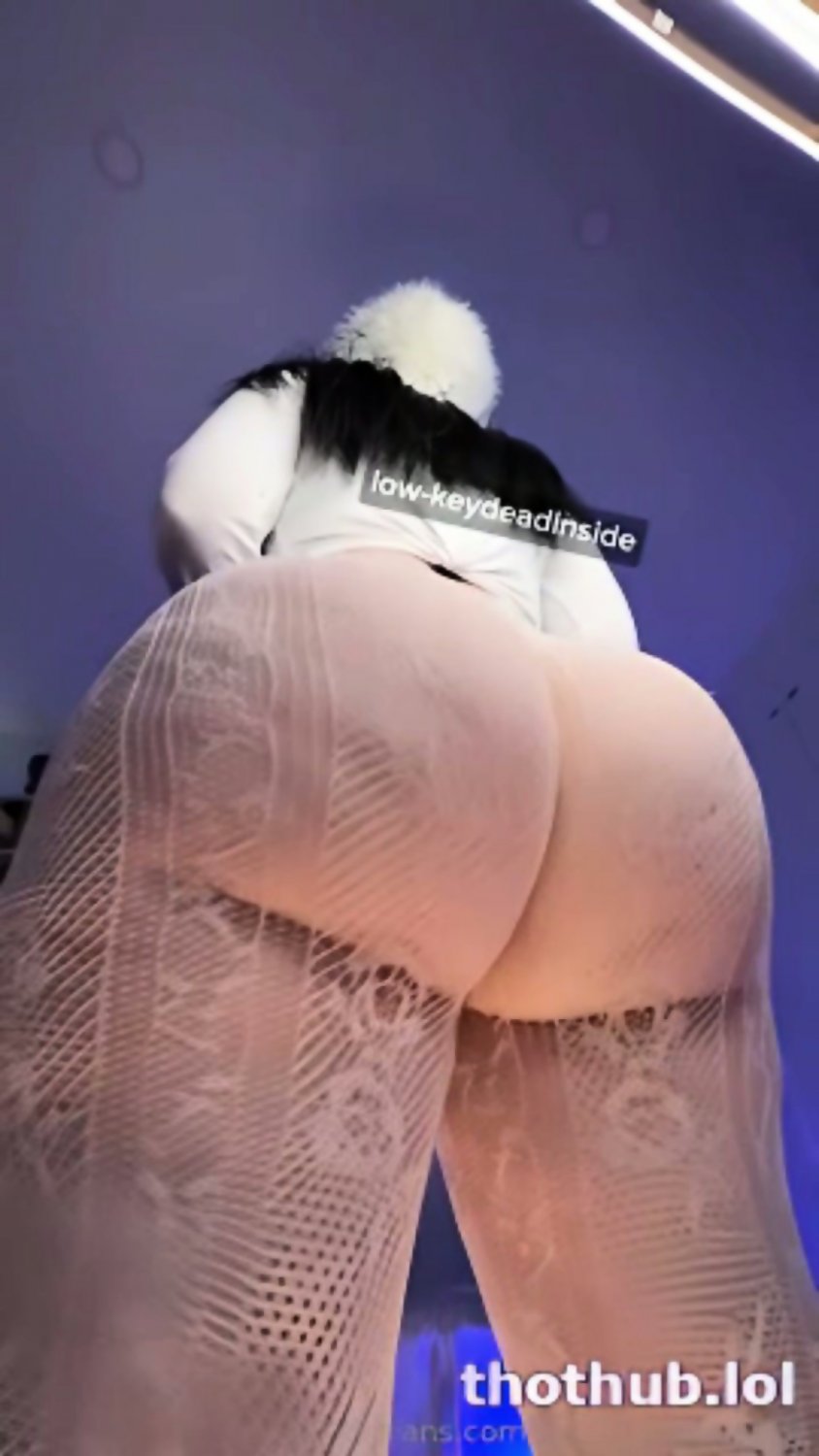 Some More of Her Giant Cheeks🍑 #y6BUPf4T