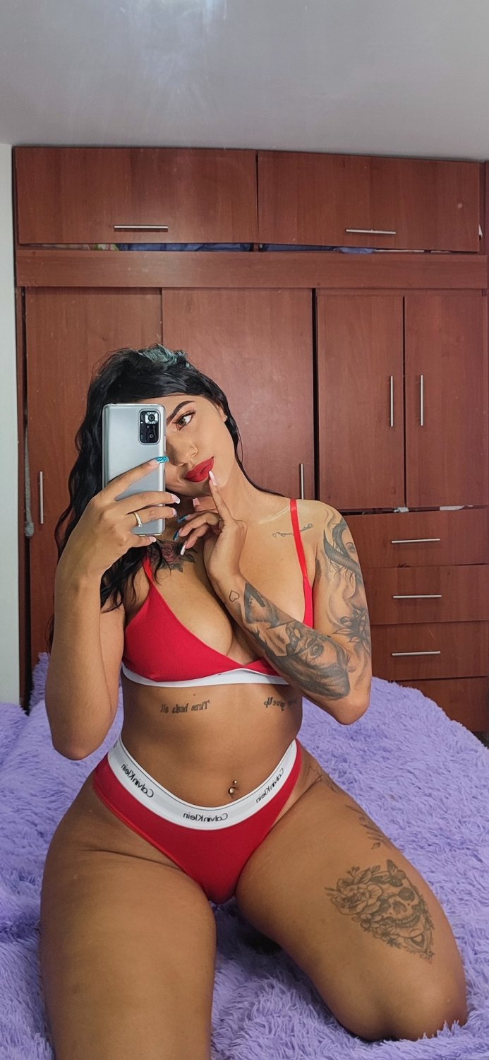 Angie Jiménez #sCS32Z70